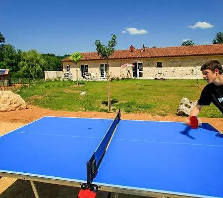 Terres De France - Les Hameaux De Pomette 3*