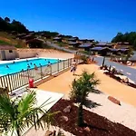 Terres De France - Les Hameaux De Pomette Parque de vacaciones