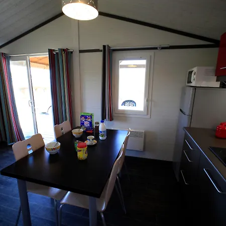 Terres De France - Les Hameaux De Pomette Marminiac