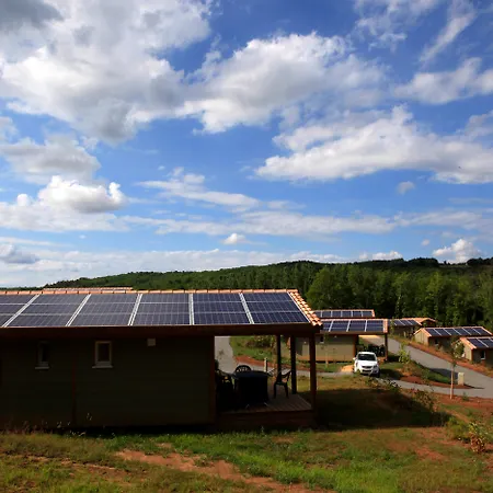 Terres De France - Les Hameaux De Pomette Ferienpark Marminiac