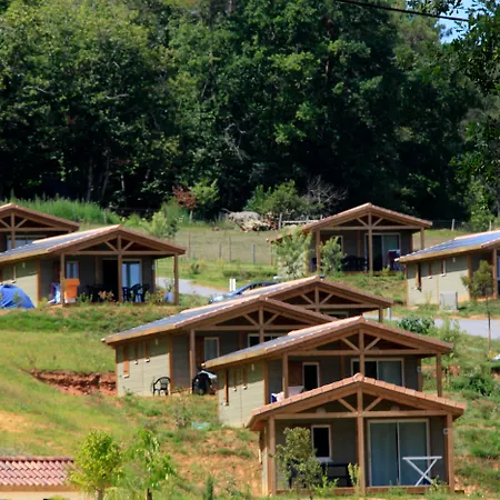 Ferienpark Terres De France - Les Hameaux De Pomette Marminiac