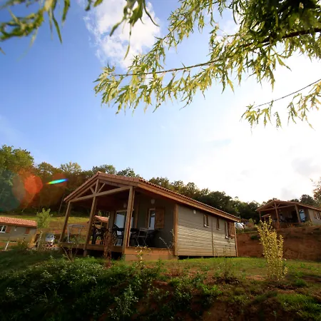 Ferienpark Terres De France - Les Hameaux De Pomette 3*