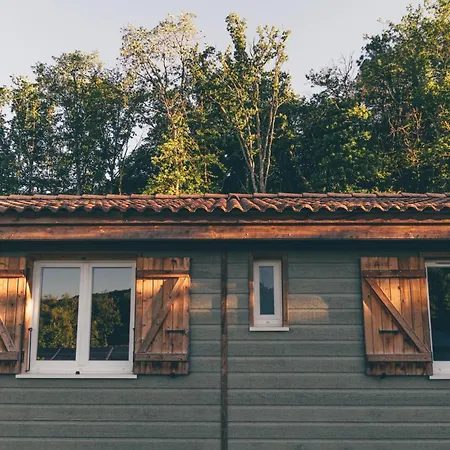 Terres De France - Les Hameaux De Pomette 3*
