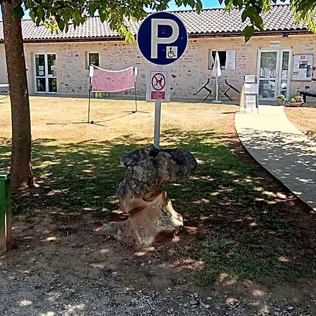 Terres De France - Les Hameaux De Pomette Feriepark