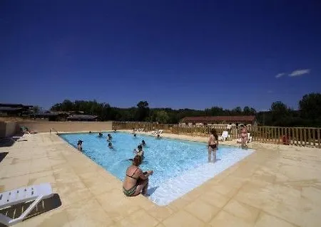 Terres De France - Les Hameaux De Pomette 3* Marminiac