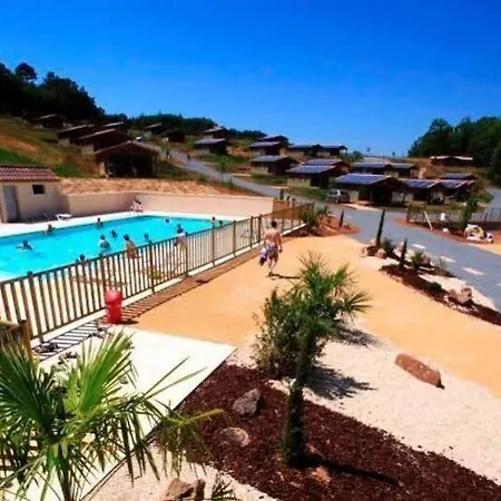 Terres De France - Les Hameaux De Pomette Ferienpark