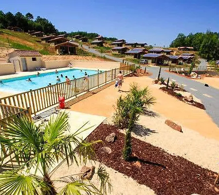 Ferienpark Terres De France - Les Hameaux De Pomette 3*