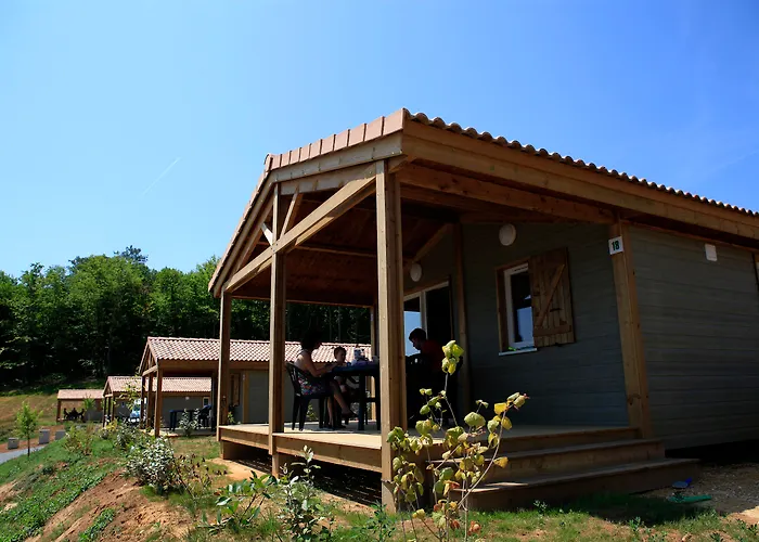 Terres De France - Les Hameaux De Pomette