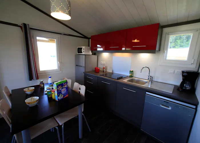 Terres De France - Les Hameaux De Pomette Parco vacanze