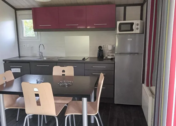 Terres De France - Les Hameaux De Pomette Parco vacanze