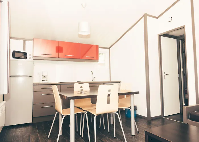 Terres De France - Les Hameaux De Pomette Parco vacanze