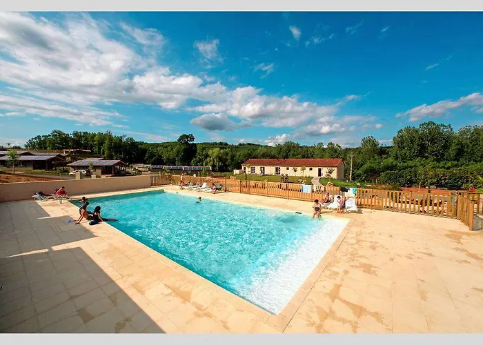 Terres De France - Les Hameaux De Pomette